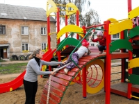 Детские площадки в подарок городу