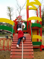 Детские площадки в подарок городу
